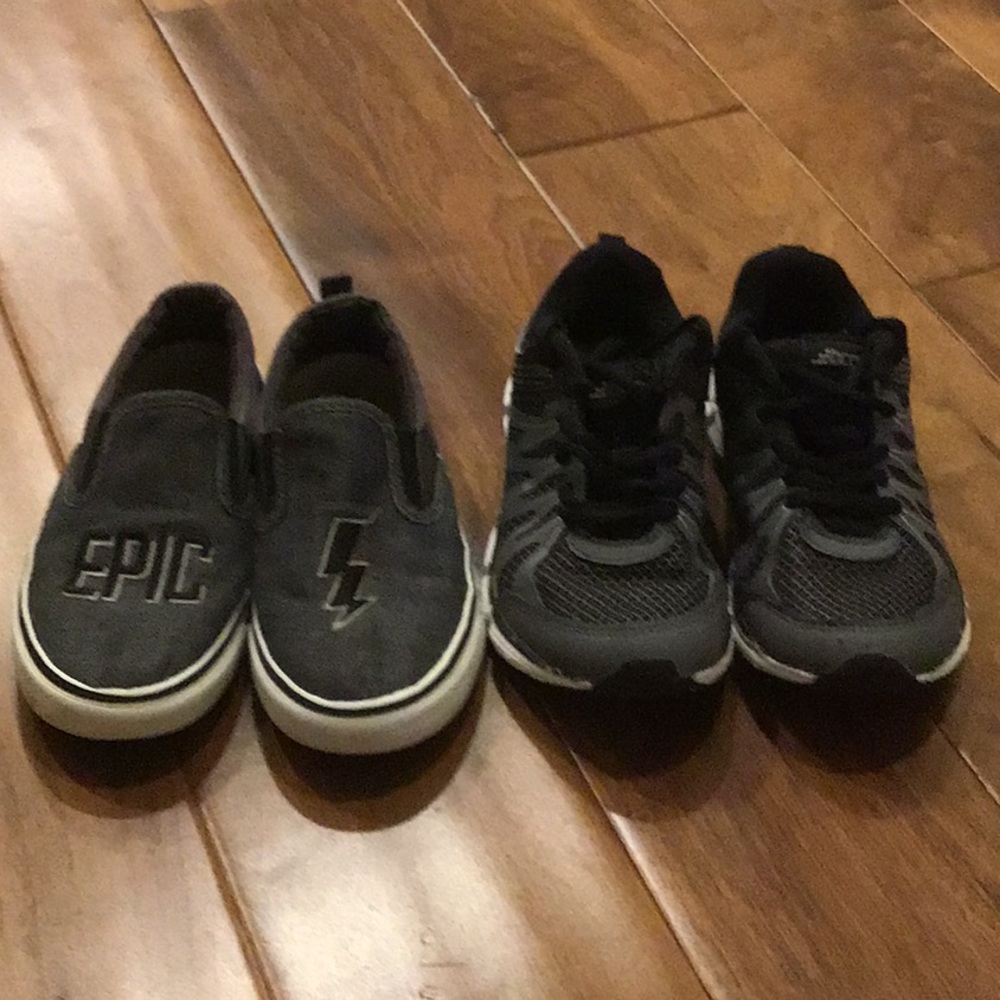 Boys shoes